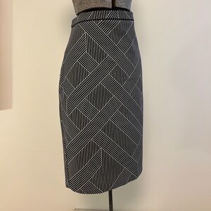 Ann Taylor Black and White Geometric Basketweave Pencil Skirt